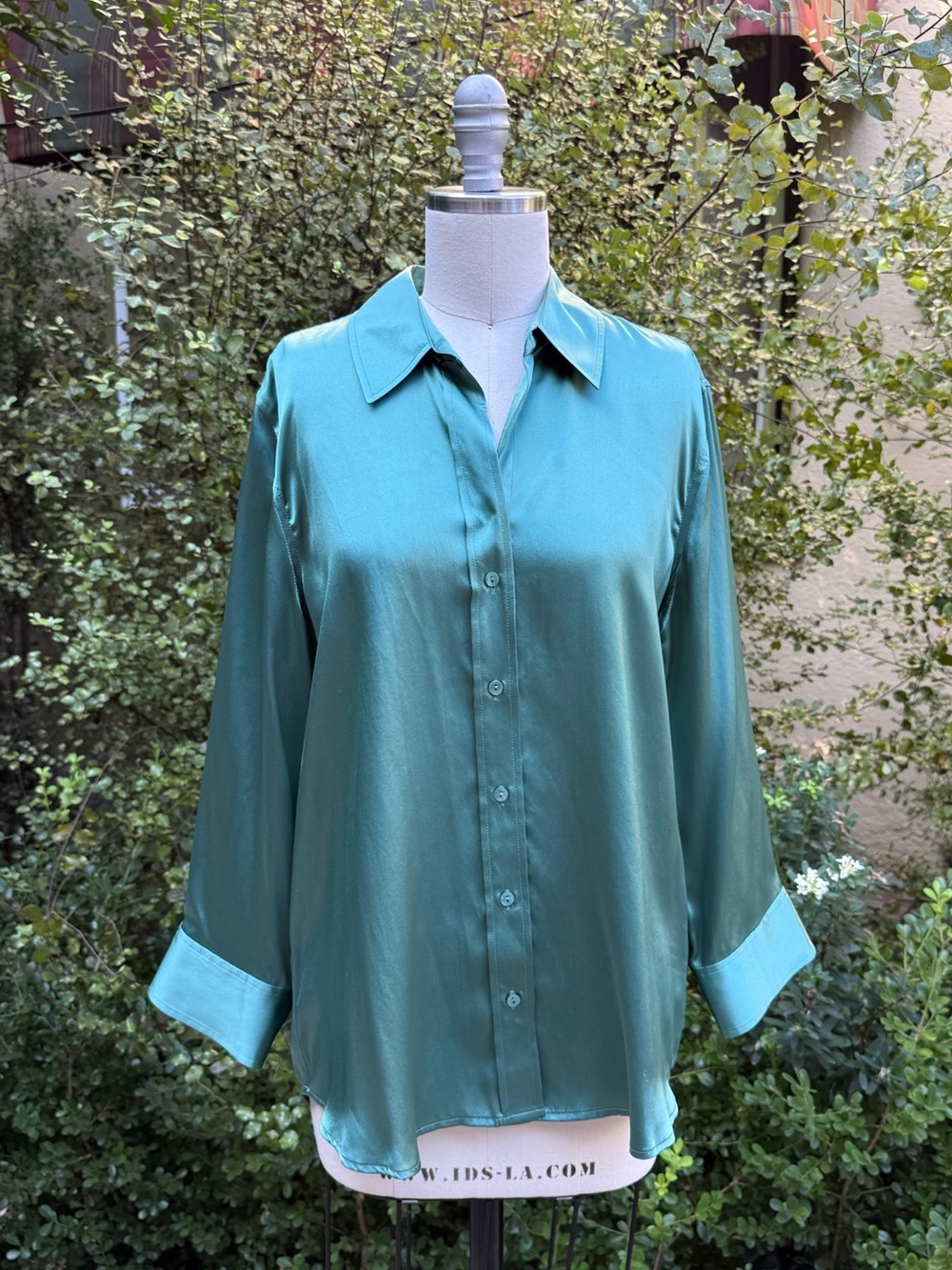 NWT L'Agence button-down silk blouse - Size M